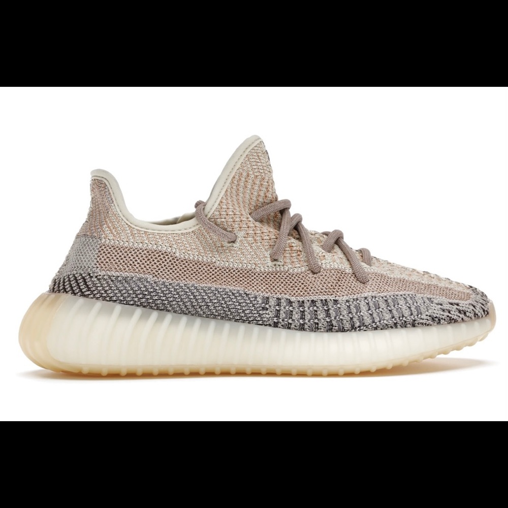 NEW!! Men’s Yeezy size 8